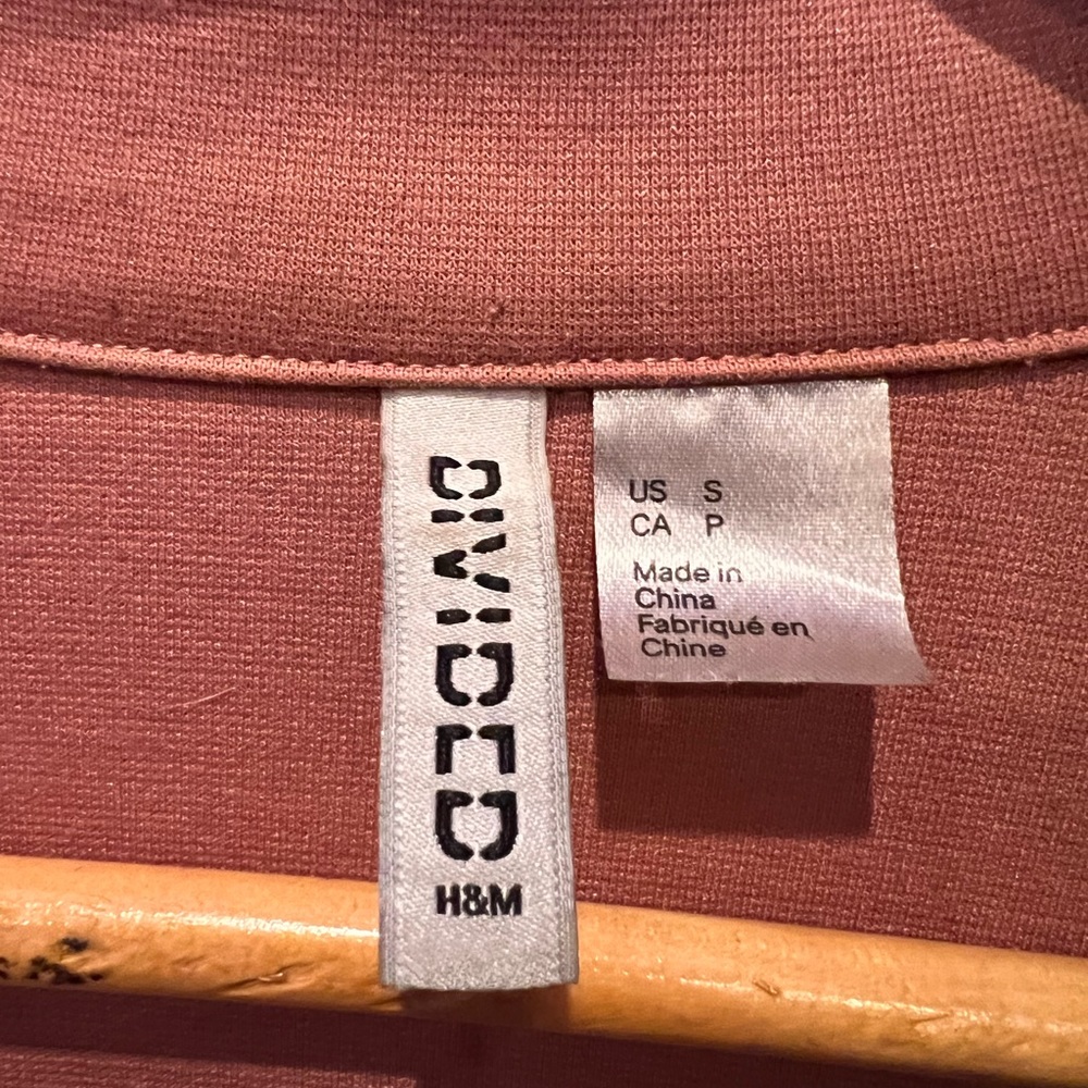 Pink Jacket size small - Picture 2 of 3
